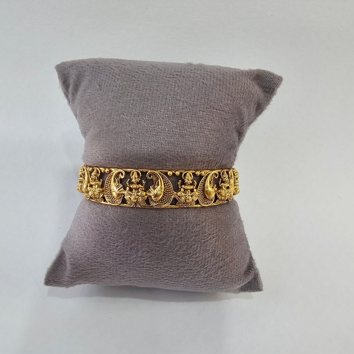 Angel Glitterz – Premium Antique Matt Nakshi Bangles - Single piece (AG8079)