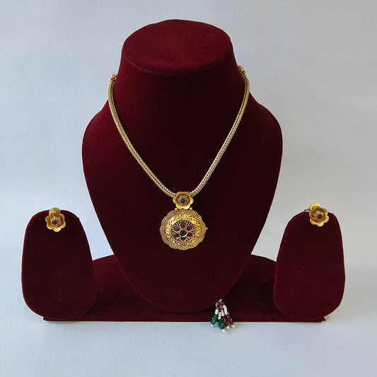 Angel Glitterz – Floral Stone Medallion Pendant Necklace Set (AG8097)