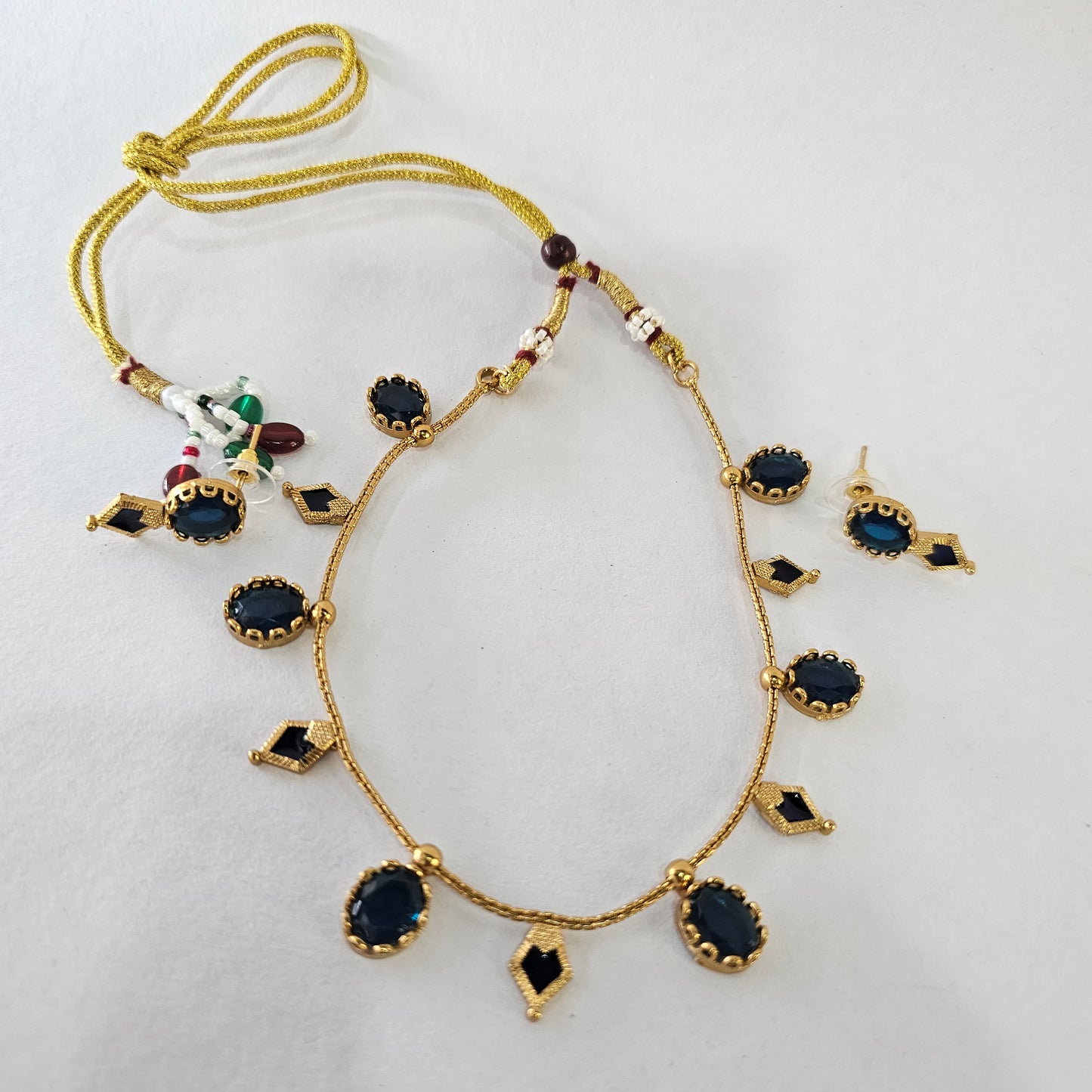 Angel Glitterz – Stone Medallion Short Necklace Set (AG8124)