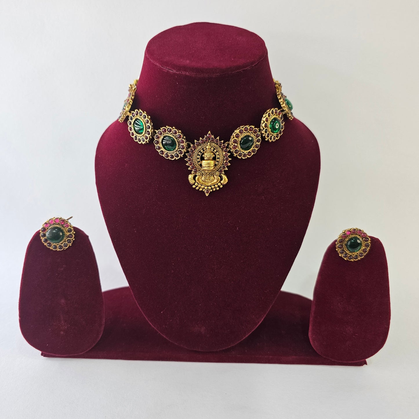 Angel Glitterz – Kathakali Stone Motif Short Necklace Set (AG8132)