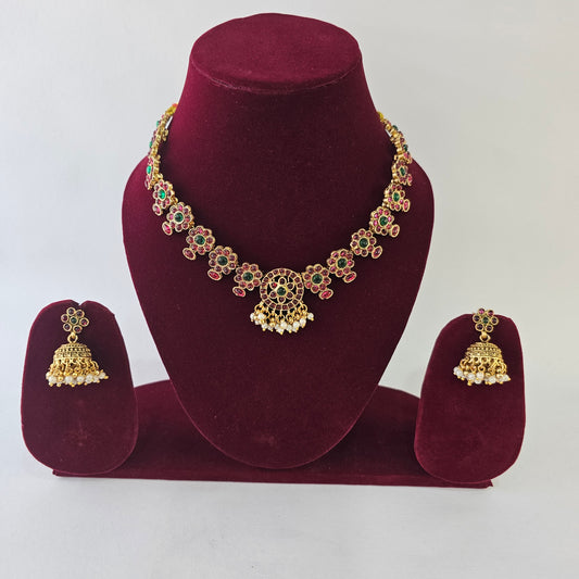 Angel Glitterz – Floral Kemp Stone Medallion Short Necklace Set (AG8134)