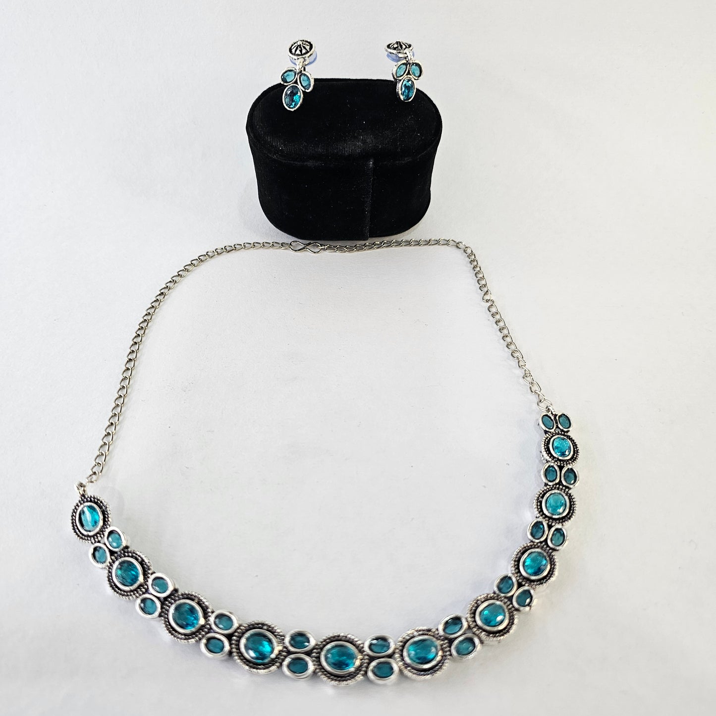 Angel Glitterz – Oxidised Oval Stone Accent Short Necklace Set (AG8136)