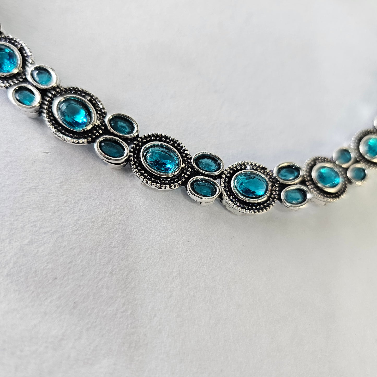 Angel Glitterz – Oxidised Oval Stone Accent Short Necklace Set (AG8136)