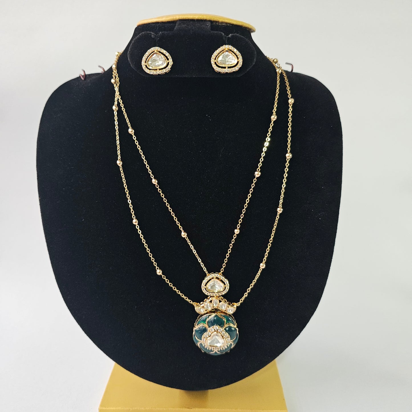 Angel Glitterz – Polki Style Jadau Meenakari Mid-Length Necklace Set (AG8140)