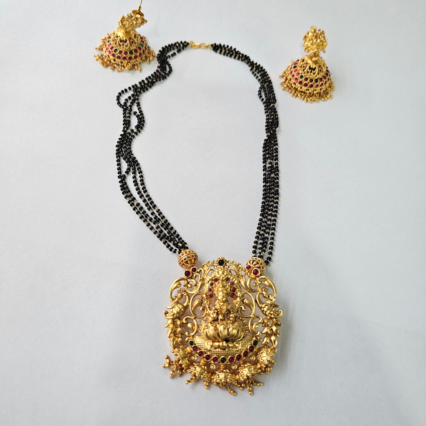 Angel Glitterz – Ruby & Green Tone 4 Layered Deity Motif Short Necklace Set (AG8142)