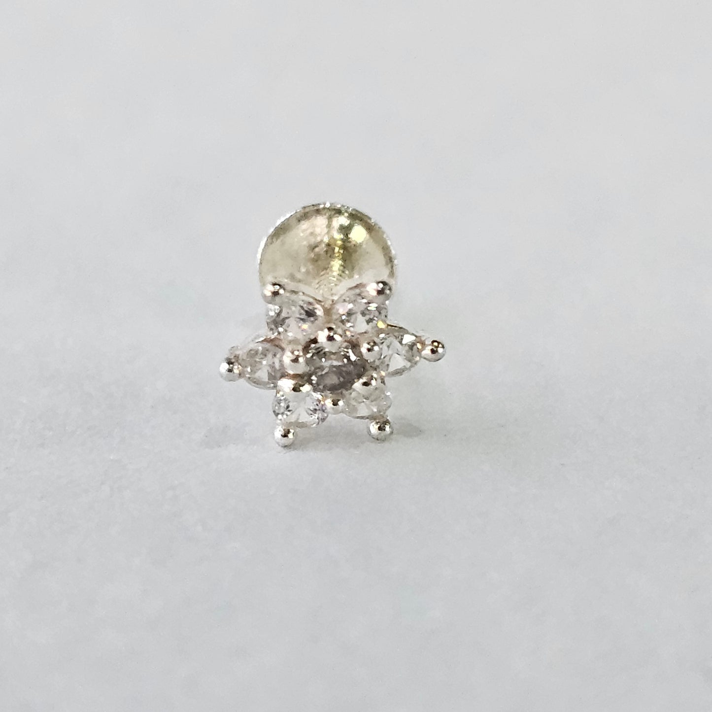 Angel Glitterz – Silver Floral Clear Stone Nose Pin (AG8148)