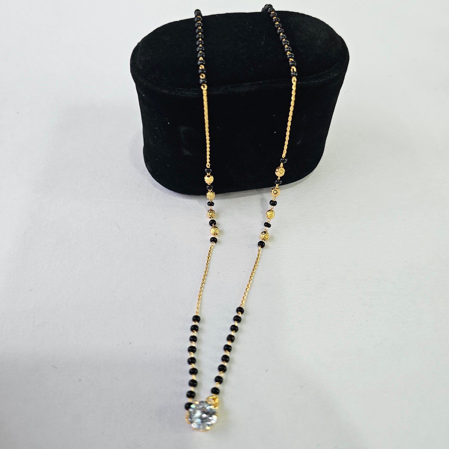 Angel Glitterz – Minimal Black Bead Pendant Chain (AG8151)