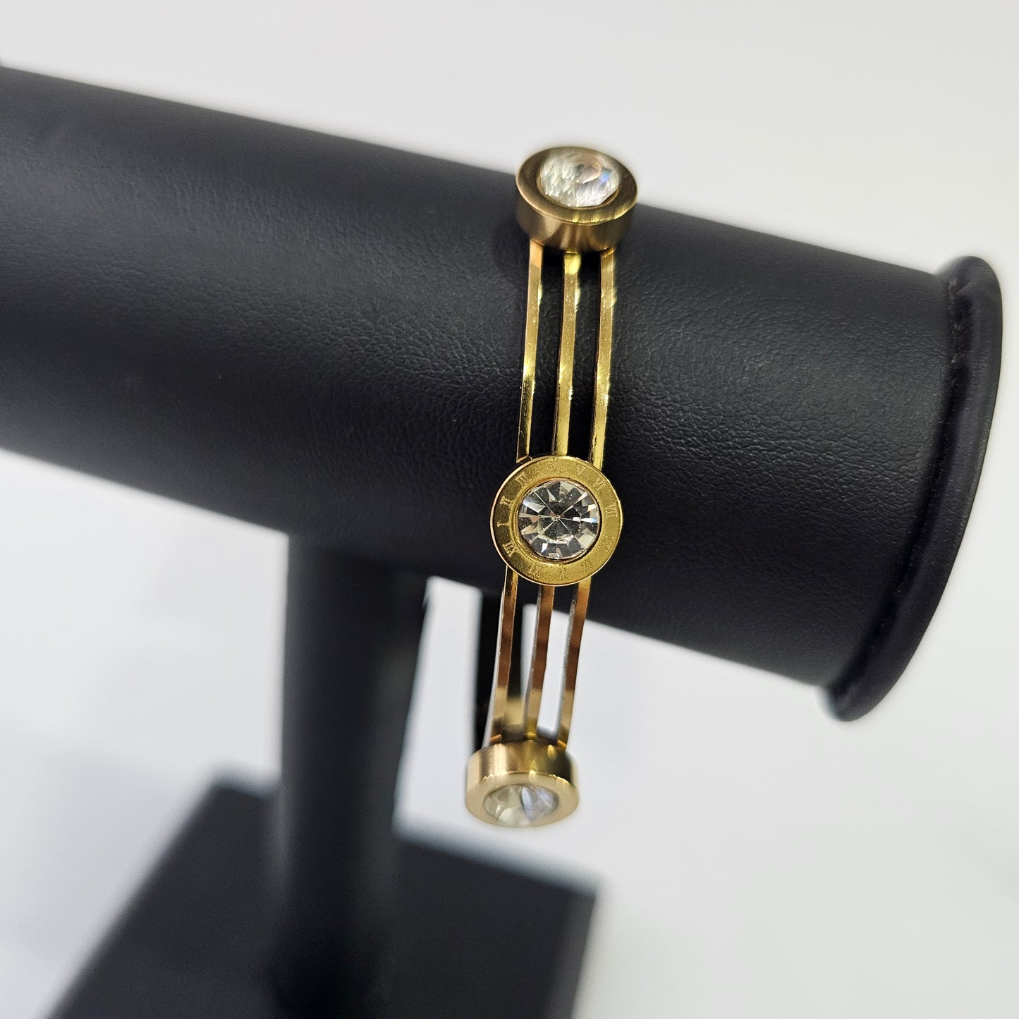 Angel Glitterz – Crystal Orbit Anti-Tarnish Bangle - Single piece (AG8154)