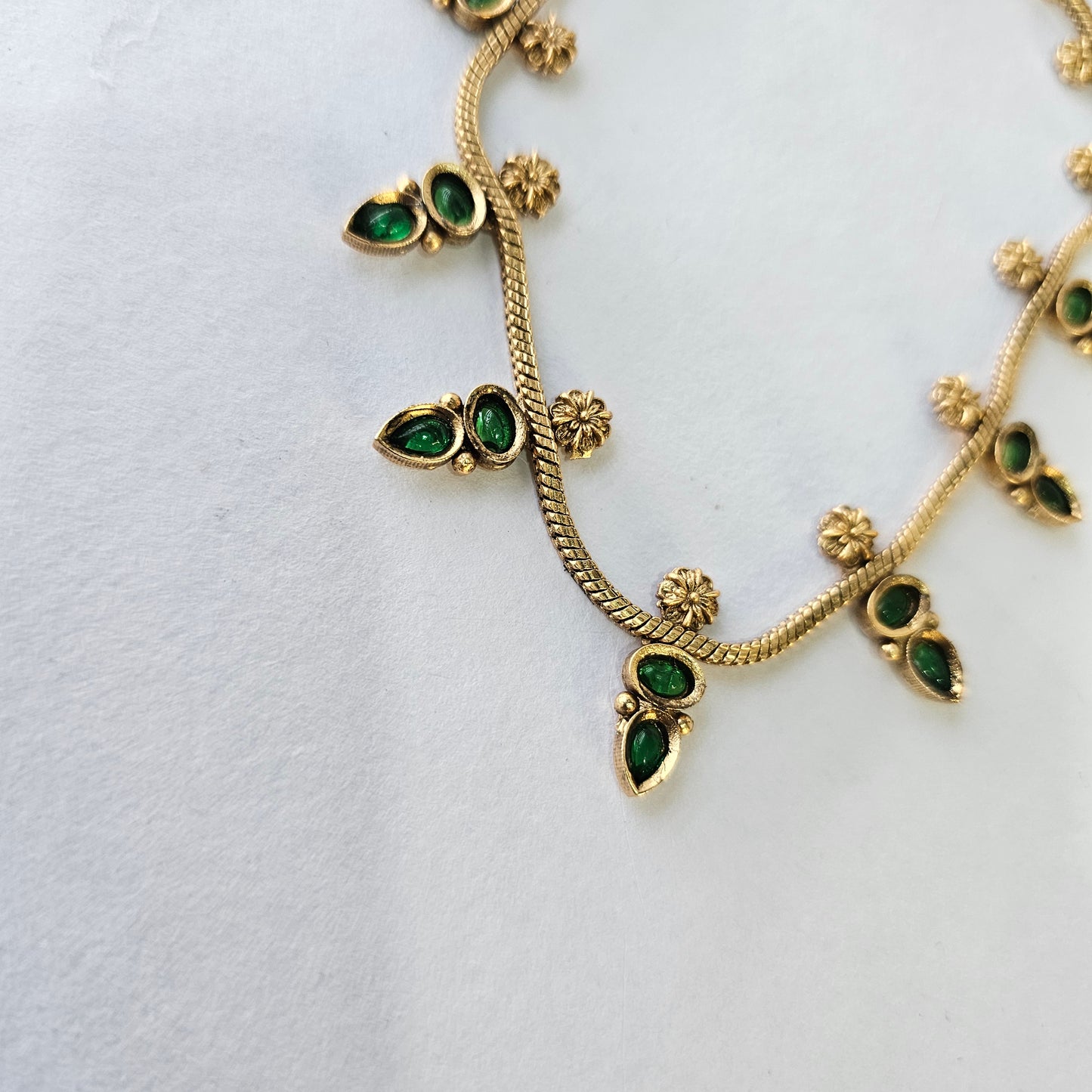 Angel Glitterz – Green Leaf Floral Necklace Set (AG8157)