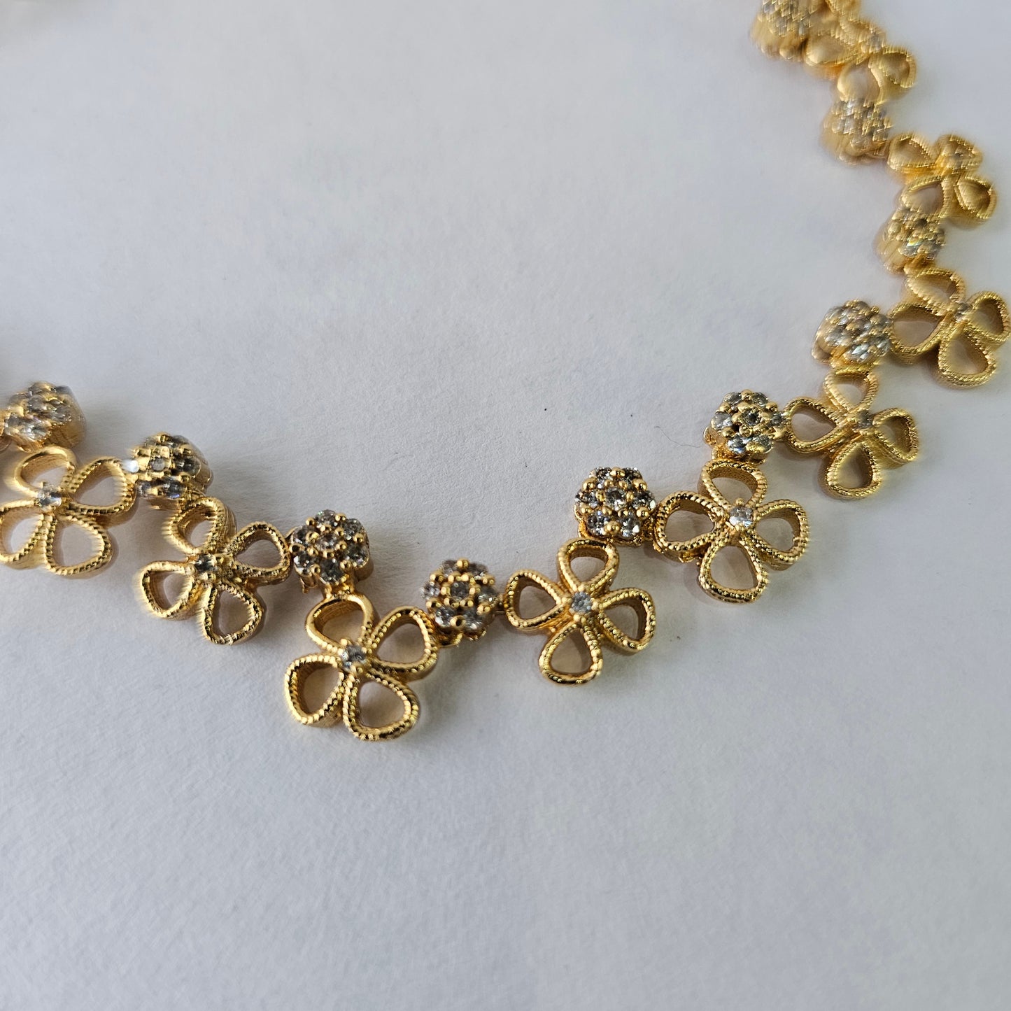 Angel Glitterz – Floral AD Stone Accent Short Necklace Set (AG8187)