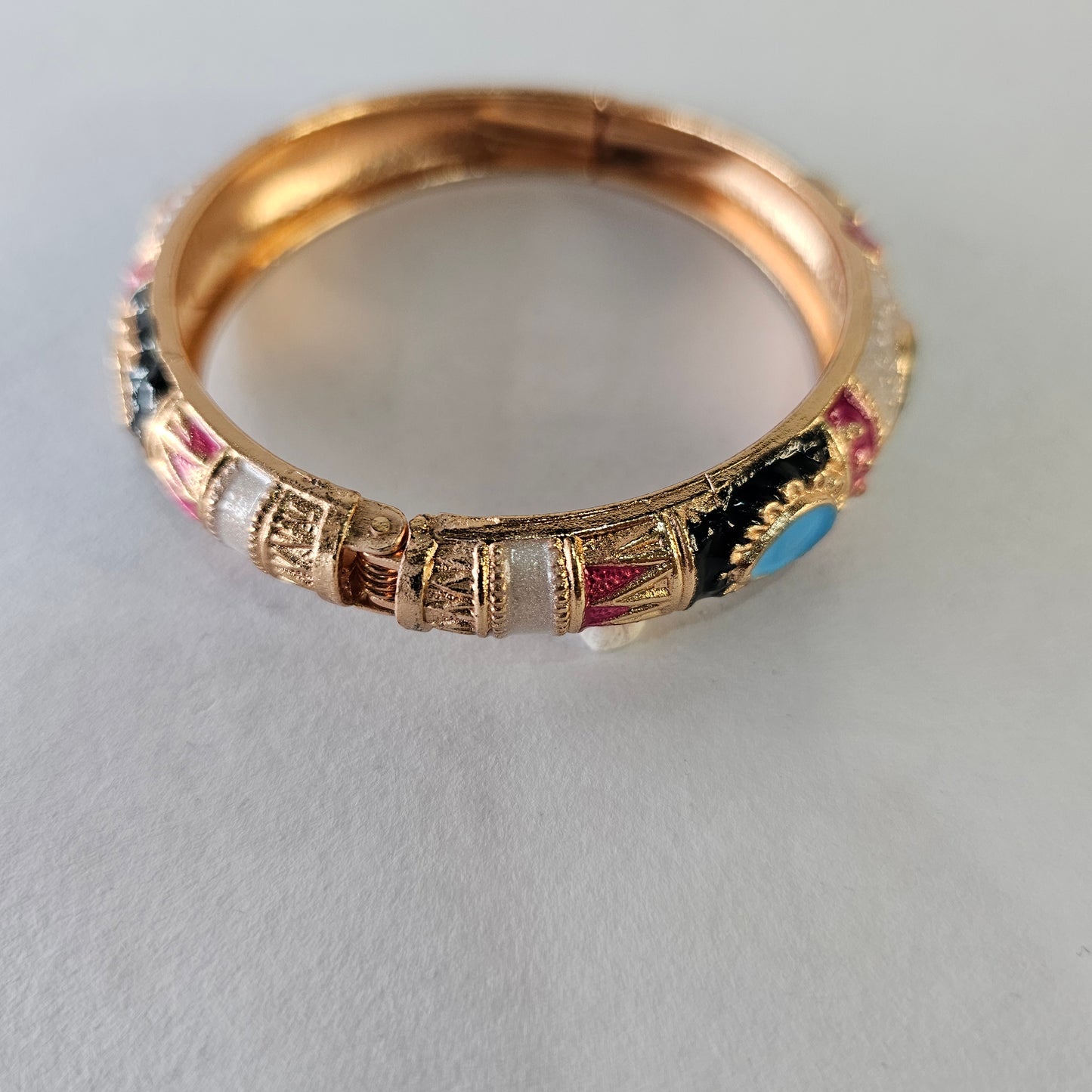 Angel Glitterz – Meenakari Stone Accent Hinged Bangle -Single piece (AG8195)